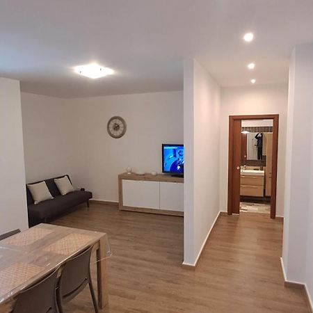 Alex'S House Apartment Bari Bagian luar foto